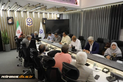 
نمایندگان بازنشستگان دانشگاه فرهنگیان در نشستی با حضور رئیس دانشگاه و نماینده وزیر آموزش و پرورش، مطالبات خود را مطرح کردند و بر پیگیری جدی این درخواست ها توافق شد.
