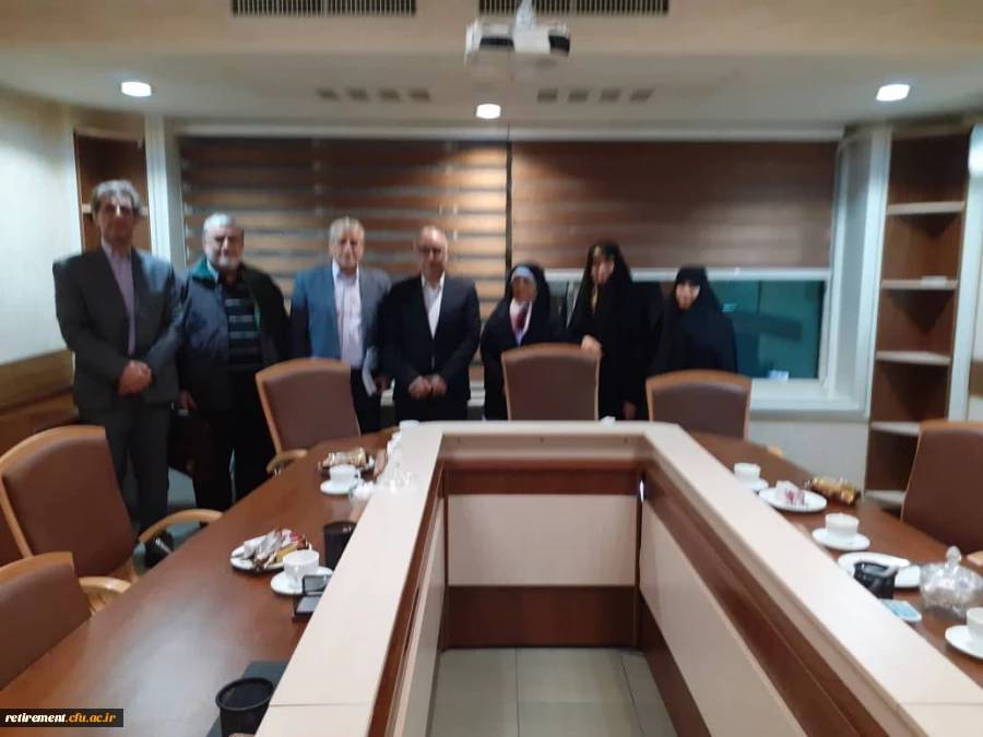  دیدار اعضای هیات موسسان کانون بازنشستگان با  دکتر ازوجی مدیر عامل صندوق بازنشستگی کشوری  3